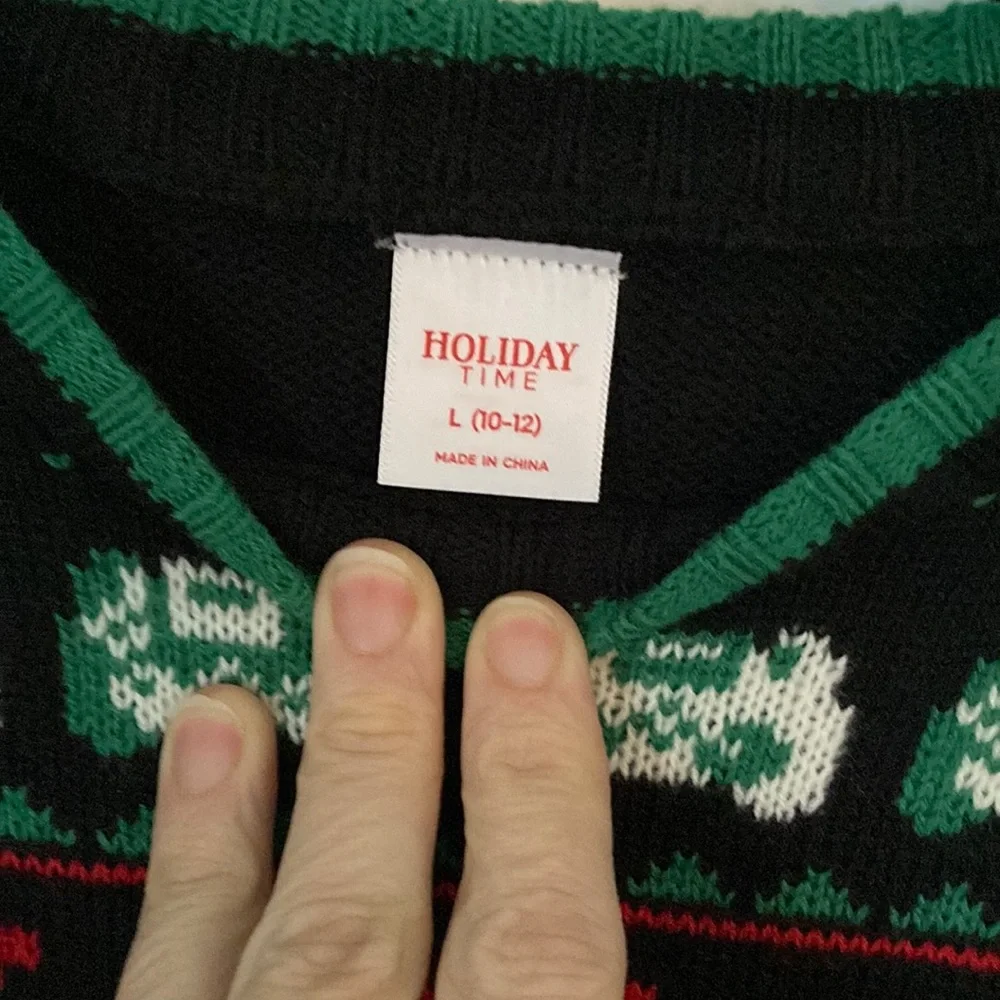 NWT Holiday time Christmas sweater kids size large 10/12 - Picture 2 of 7